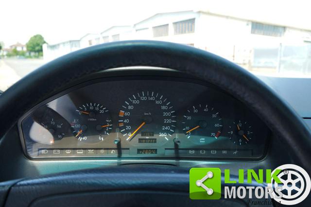 MERCEDES-BENZ SL 280 usata 21