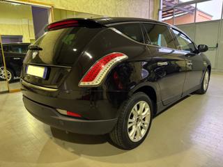 LANCIA Delta usata, con Autoradio