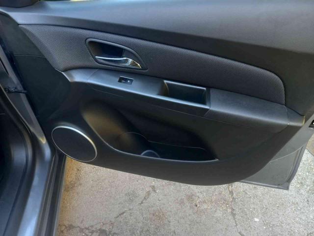CHEVROLET Cruze usata 24