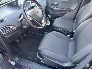 LANCIA Ypsilon usata, con ESP