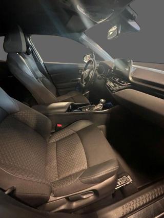 TOYOTA C-HR usata, con Alzacristalli elettrici