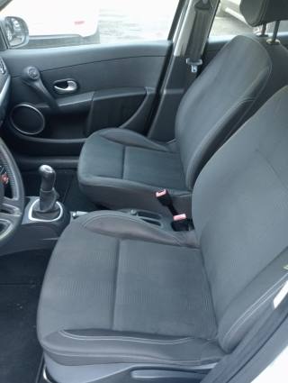 RENAULT Clio usata, con Servosterzo