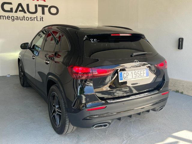 MERCEDES-BENZ GLA 200 usata, con Chiusura centralizzata