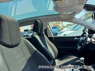 PEUGEOT 308 usata, con USB