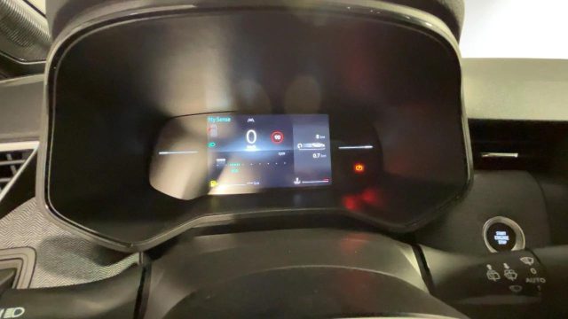 RENAULT Clio usata, con Touch screen