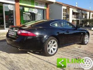 JAGUAR XK usata, con Autoradio