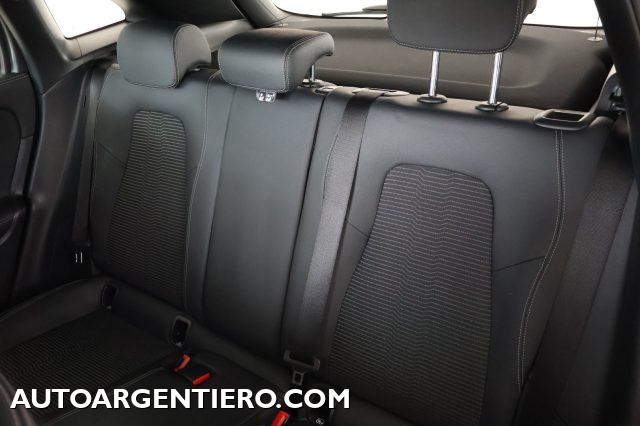 MERCEDES-BENZ GLA 200 usata, con Touch screen