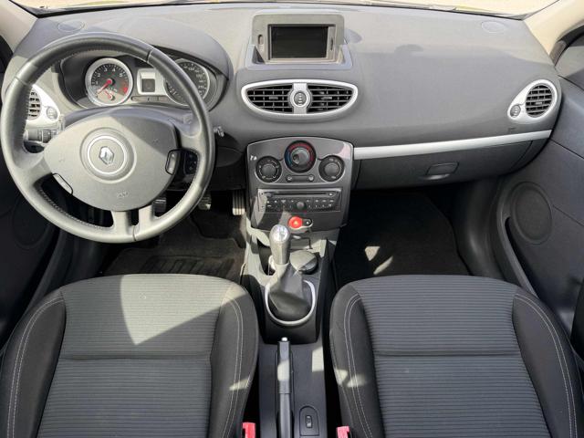 RENAULT Clio usata, con Chiusura centralizzata