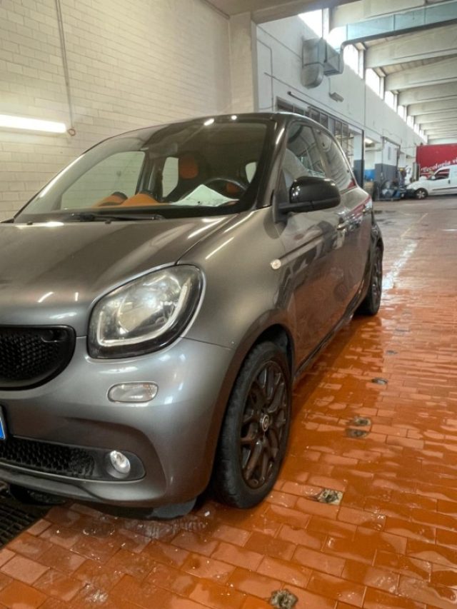 SMART ForFour usata, con Controllo trazione