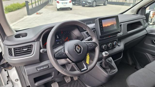 RENAULT Trafic usata, con Park Distance Control