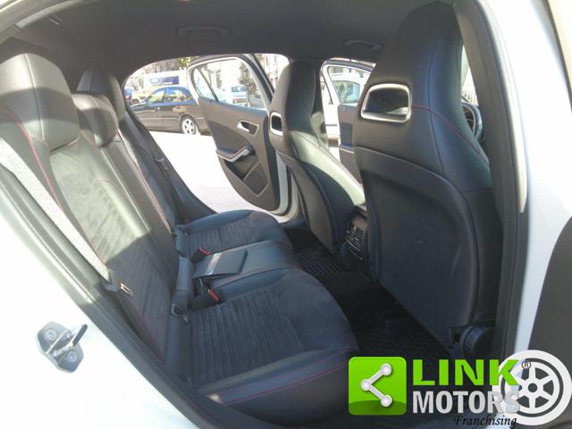 MERCEDES-BENZ GLA 200 usata, con Sospensioni pneumatiche