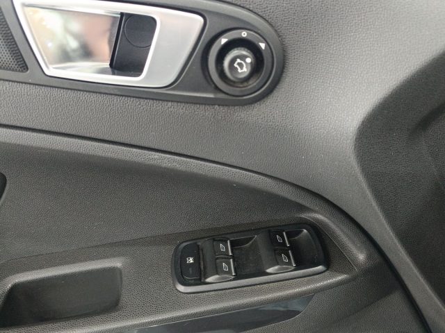 FORD EcoSport usata 19