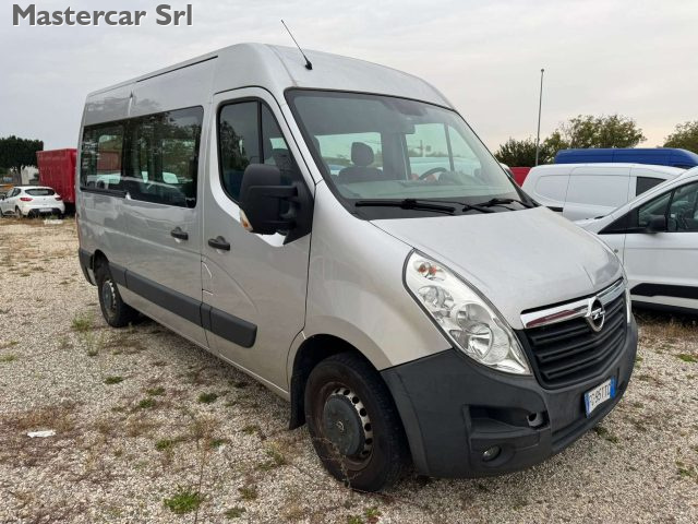 OPEL Movano usata, con Autoradio
