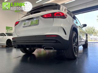 MERCEDES-BENZ GLA 200 usata, con Autoradio digitale