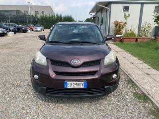 TOYOTA Urban Cruiser usata, con Airbag