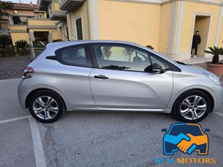 PEUGEOT 208 usata, con Airbag