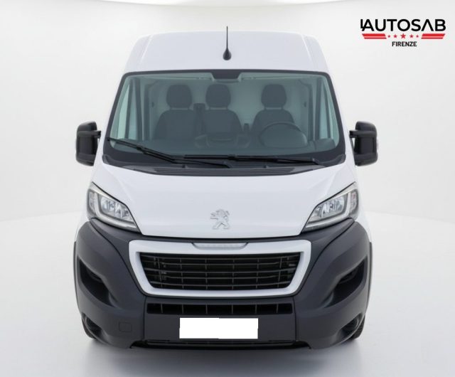 PEUGEOT Boxer usata, con Airbag