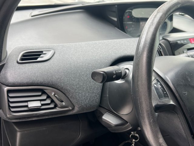 LANCIA Ypsilon usata, con ESP