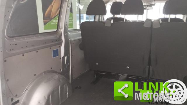MERCEDES-BENZ Vito usata 16