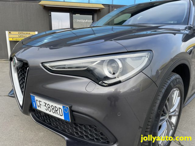 ALFA ROMEO Stelvio usata, con Controllo automatico clima