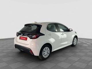 TOYOTA Yaris usata 4