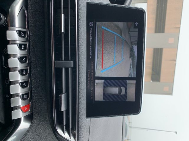 PEUGEOT 5008 usata, con Servosterzo