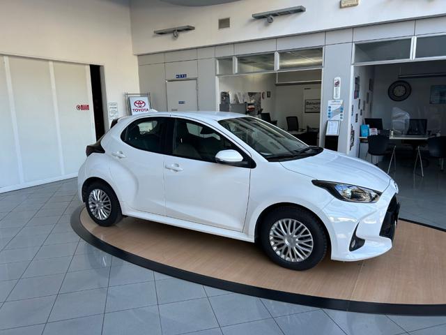 TOYOTA Yaris usata, con Boardcomputer