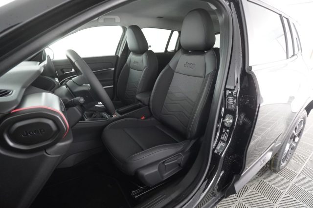 JEEP Avenger usata 9