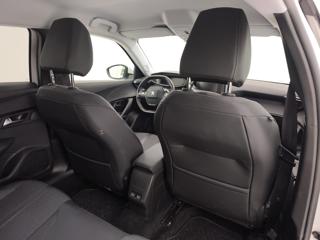 PEUGEOT 2008 usata, con Sensori di parcheggio posteriori