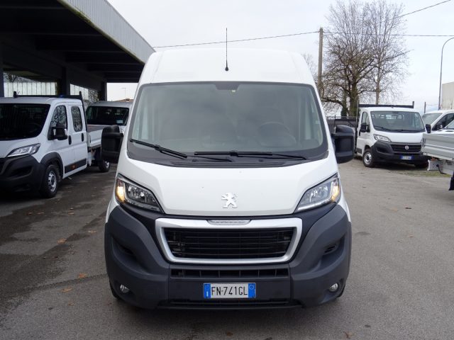 PEUGEOT Boxer usata, con ABS