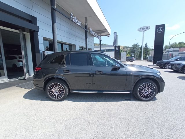 MERCEDES-BENZ GLC 300 usata, con Alzacristalli elettrici
