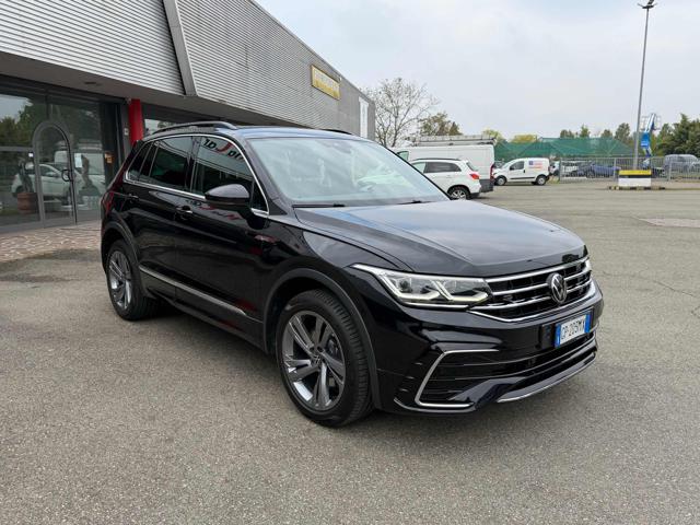 VOLKSWAGEN Tiguan usata, con Airbag laterali