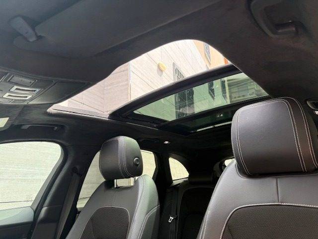 JAGUAR F-Pace usata, con Controllo automatico clima