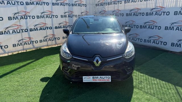 RENAULT Clio usata, con Airbag