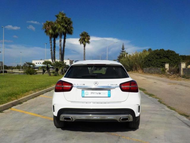 MERCEDES-BENZ GLA 200 usata, con Autoradio