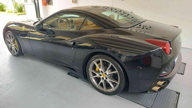 FERRARI California usata 73