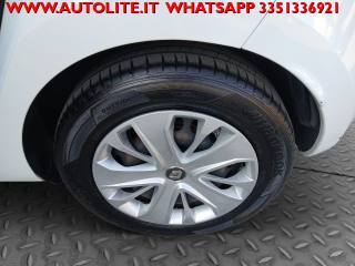 RENAULT Clio usata, con Sedile posteriore sdoppiato