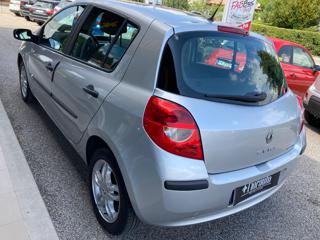 RENAULT Clio usata, con Autoradio