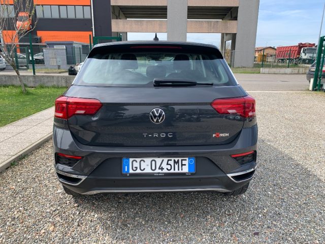 VOLKSWAGEN T-Roc usata, con Autoradio