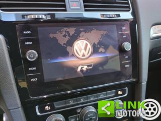 VOLKSWAGEN Golf usata, con USB