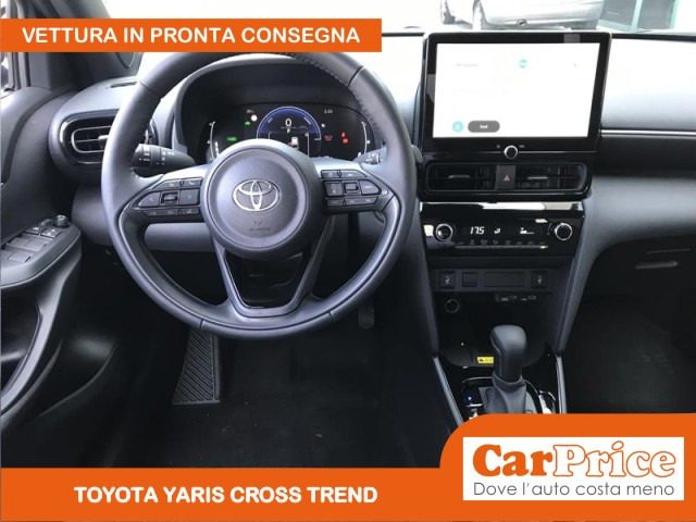 TOYOTA Yaris Cross usata, con Sistema di navigazione