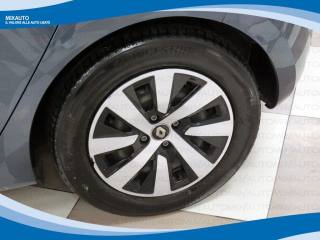 RENAULT Clio usata, con Volante in pelle