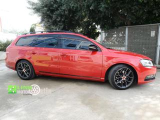VOLKSWAGEN Passat usata 34