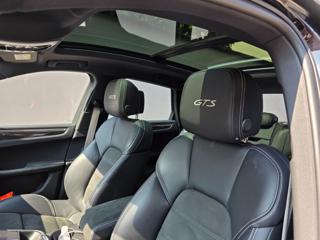 PORSCHE Macan usata, con Leve al volante