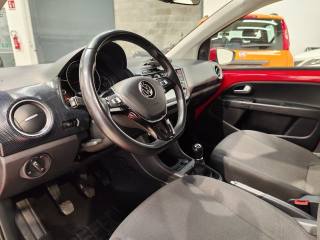 VOLKSWAGEN up! usata 10