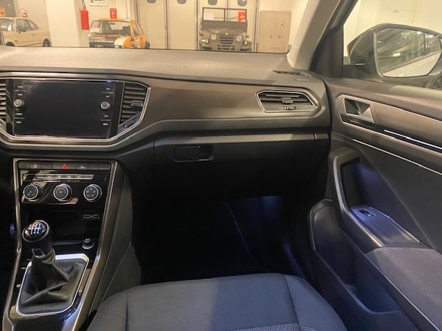 VOLKSWAGEN T-Roc usata, con Sistema di navigazione