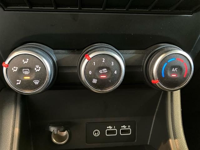 RENAULT Captur usata 24