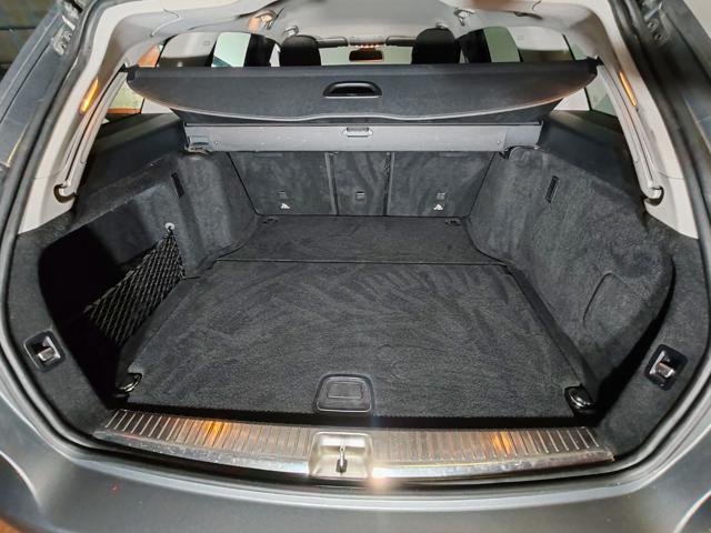MERCEDES-BENZ C 200 usata, con Sistema di navigazione