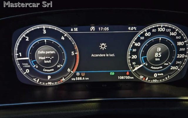 VOLKSWAGEN Golf Variant usata, con Fendinebbia