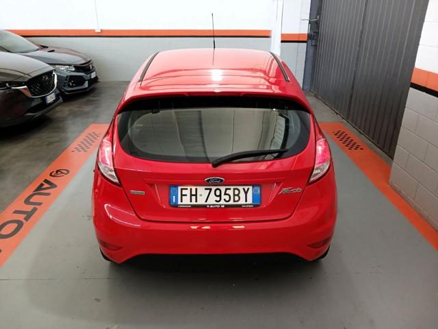 FORD Fiesta usata, con Autoradio